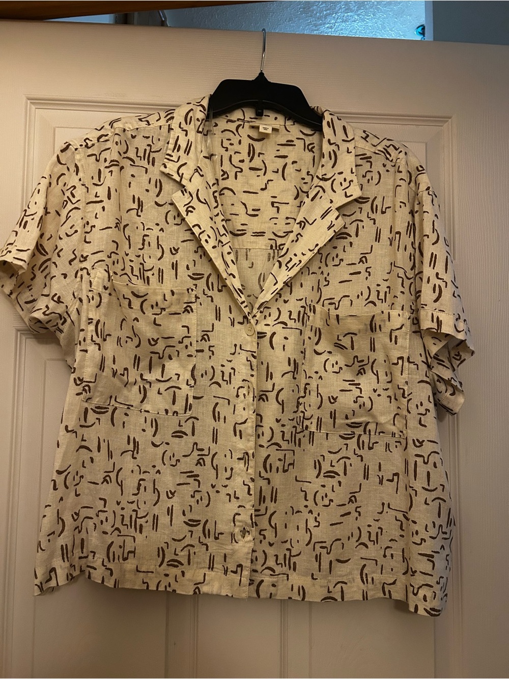 Women’s a.n.a Short Sleeve Button-Up Shirt